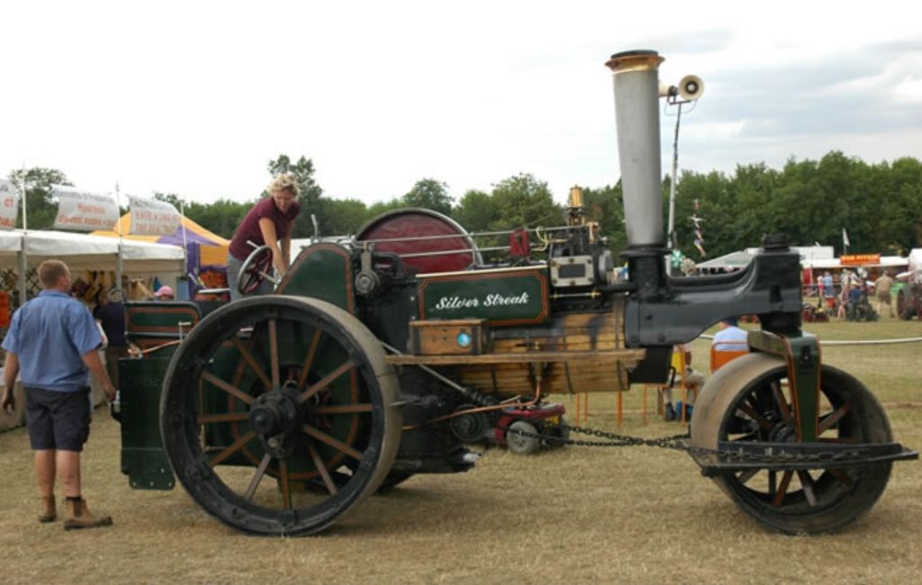 Aveling & Porter 8753, MKP 137, 2/1917, Silver Streak.