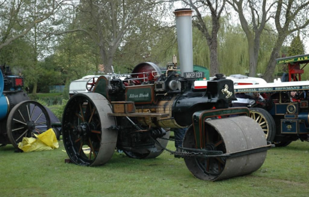 Aveling & Porter 8753, MKP 137, 2/1917, Silver Streak.